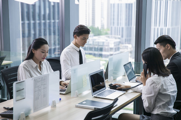 年度經(jīng)營(yíng)計(jì)劃分析：查找潛在問(wèn)題，提出解決方案