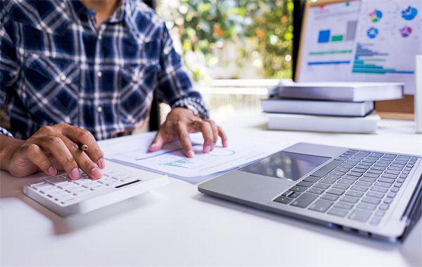 創(chuàng)新企業(yè)預(yù)算管理模式，優(yōu)化資源配置與決策流程