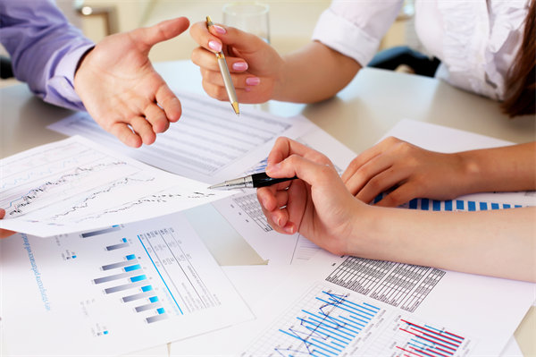 聚焦核心業(yè)務(wù)，優(yōu)化經(jīng)營計劃，推動企業(yè)高質(zhì)量發(fā)展